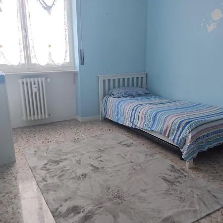 アパート Alle Porte Del Monterosa